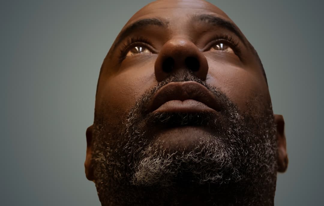 AI Avatar vs. Real Actor: 7 Situations Where the Avatar Wins